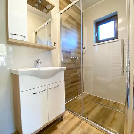 Visoravan 1200 Kupres (Canton 10)