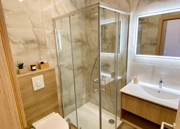 Visoravan 1200 Apartman *